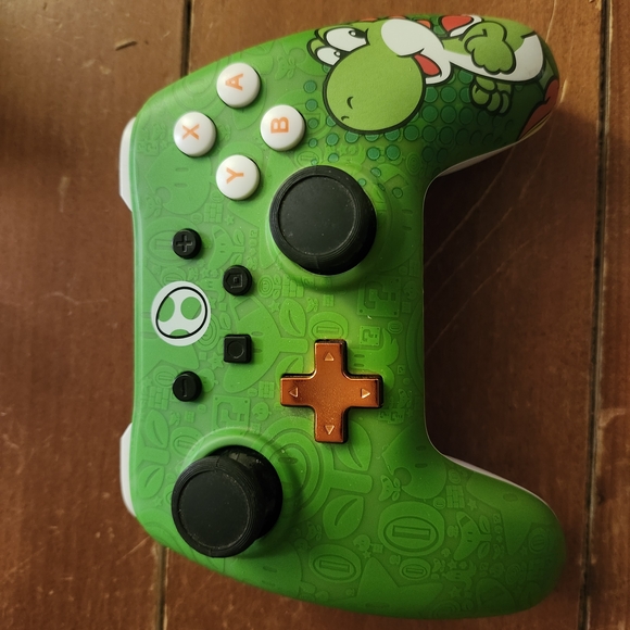 Yoshi Nintendo Switch Controller - Picture 3 of 3